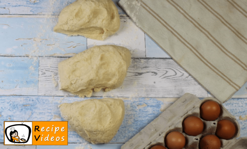 Braided yeast bun recipe, how to make Braided yeast bun step 3