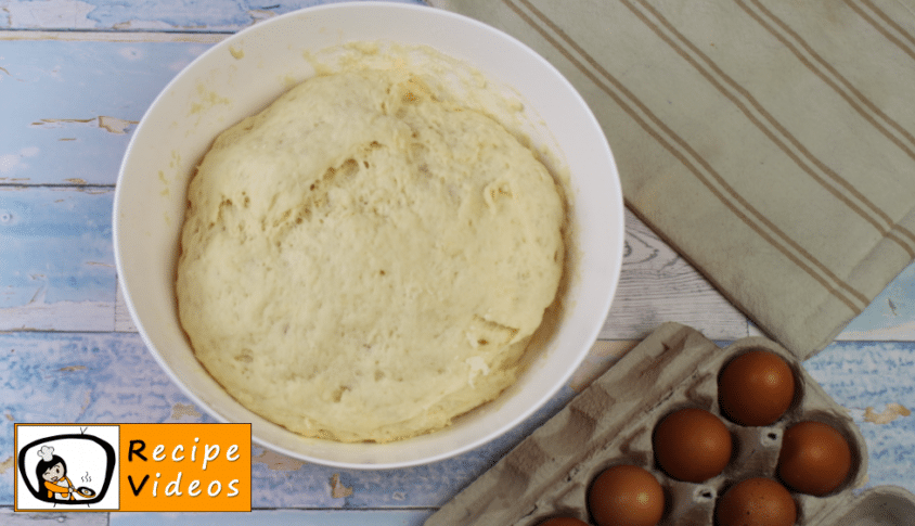 Braided yeast bun recipe, how to make Braided yeast bun step 2