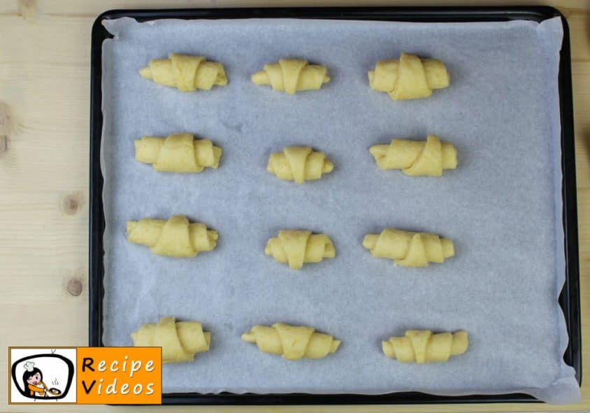 Cheese croissant recipe, how to make Cheese croissant step 7