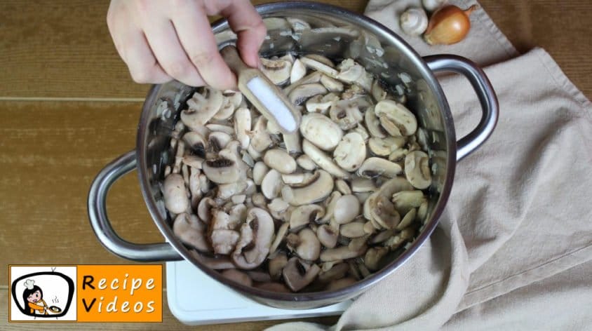 Creamy mushroom soup recipe, how to make Creamy mushroom soup step 3