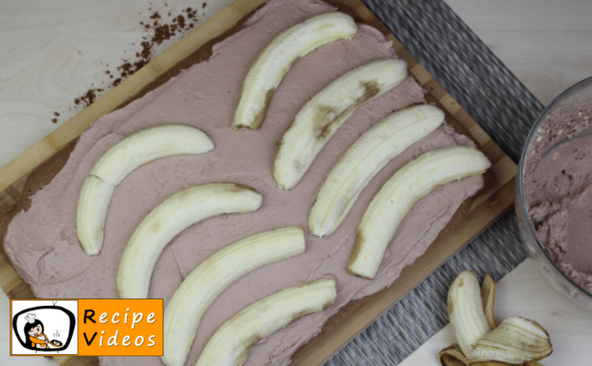 Fake lattice cake with chocolate cream and bananas recipe, how to make Fake lattice cake with chocolate cream and bananas step 15