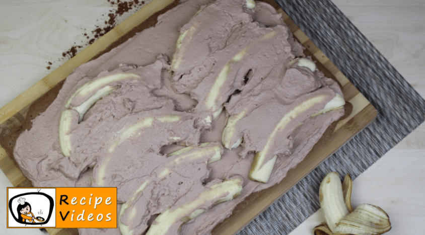Fake lattice cake with chocolate cream and bananas recipe, how to make Fake lattice cake with chocolate cream and bananas step 16