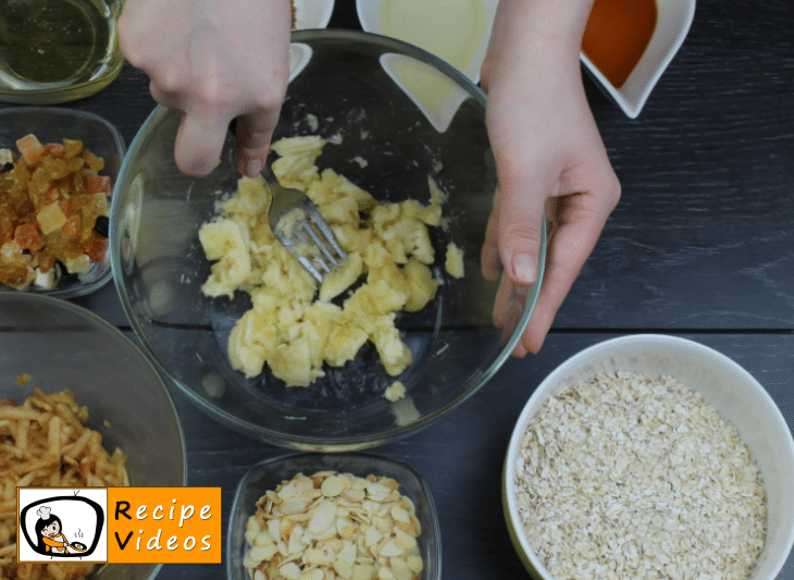Homemade granola bars recipe, how to make Homemade granola bars step 1
