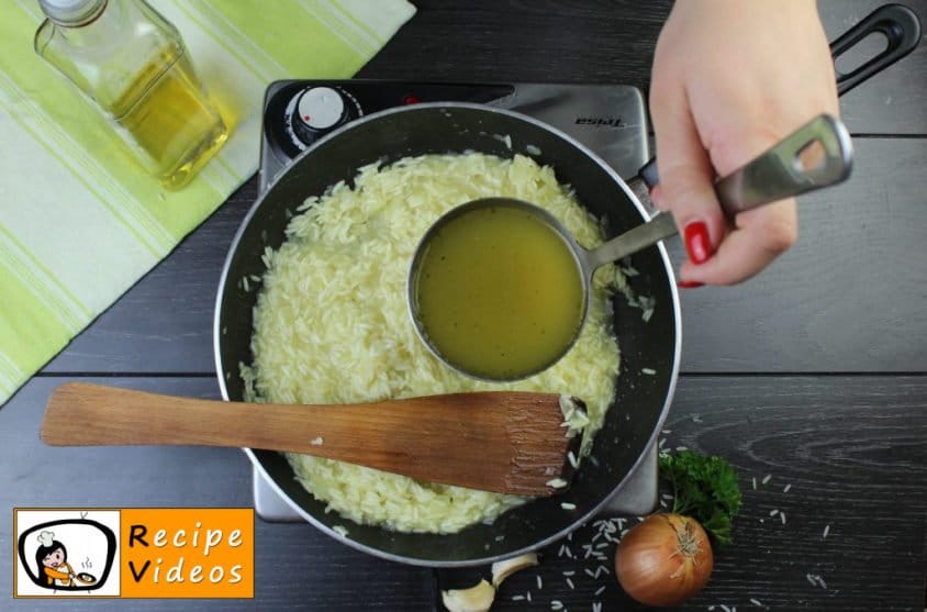 Risotto with fried mushrooms recipe, how to make Risotto with fried mushrooms step 4