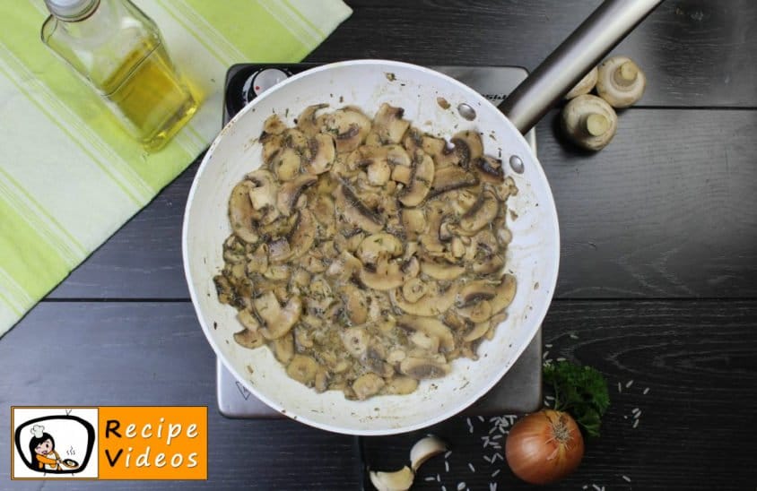 Risotto with fried mushrooms recipe, how to make Risotto with fried mushrooms step 7