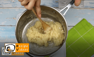 Churro muffins with vanilla ice cream recipe, how to make Churro muffins with vanilla ice cream step 2