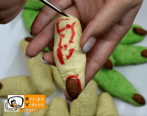 Halloween witches' fingers recipe, how to make Halloween witches' fingers step 7