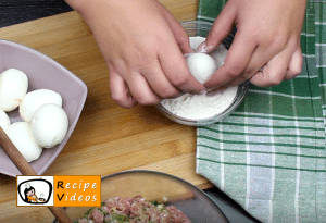 Meatballs stuffed with eggs recipe, how to make Meatballs stuffed with eggs step 2