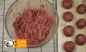 Larded meatballs with tomato sauce recipe, how to make Larded meatballs with tomato sauce step 2