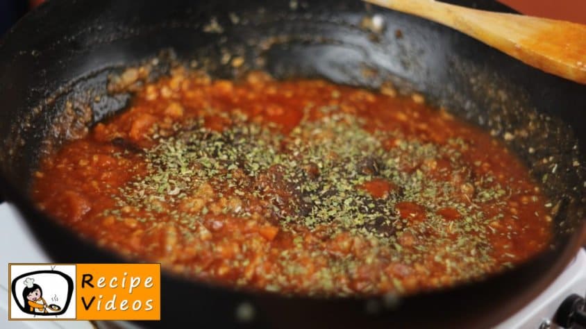 Spaghetti Bolognese recipe, how to make Spaghetti Bolognese step 4