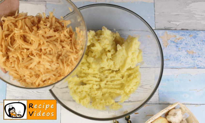Extra-Buttery Mashed Potatoes recipe, how to make Extra-Buttery Mashed Potatoes step 2