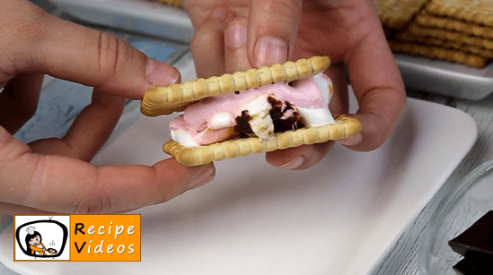 Peanut butter and jelly sandwich / S'mores recipe, how to make Peanut butter and jelly sandwich / S'mores step 5